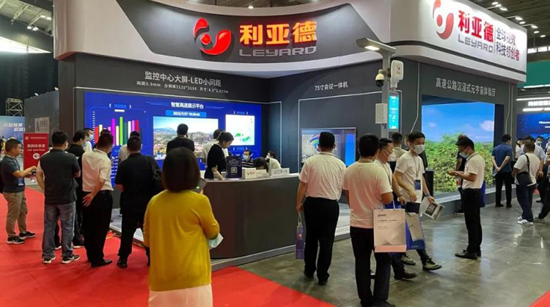 新品展示！1xBET集中亮相两大沉磅展会