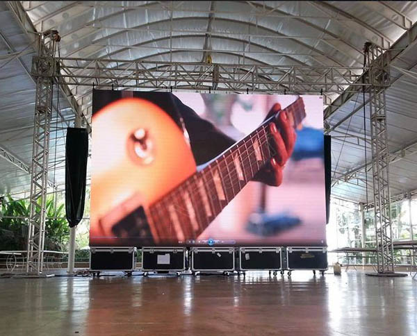 威特姆舞台租赁ED显示屏固定装置方式图